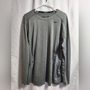 Nike Men's Heather Gray Long Sleeve Tee, Size XL
